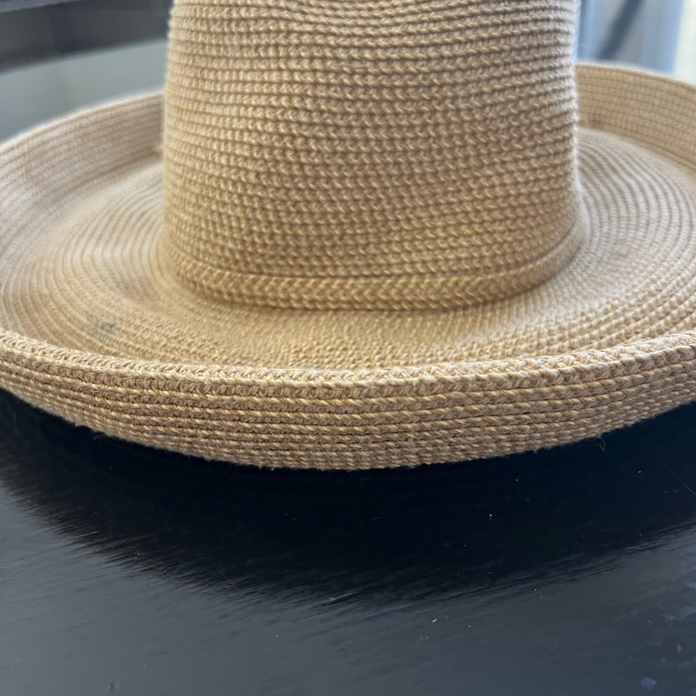 Stylish Tan Wide-Brim Hat